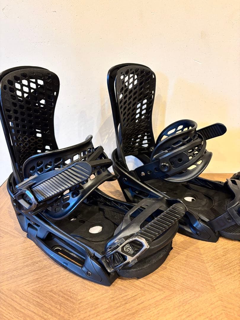 BURTON genesis est sサイズ ジェネシス バートン