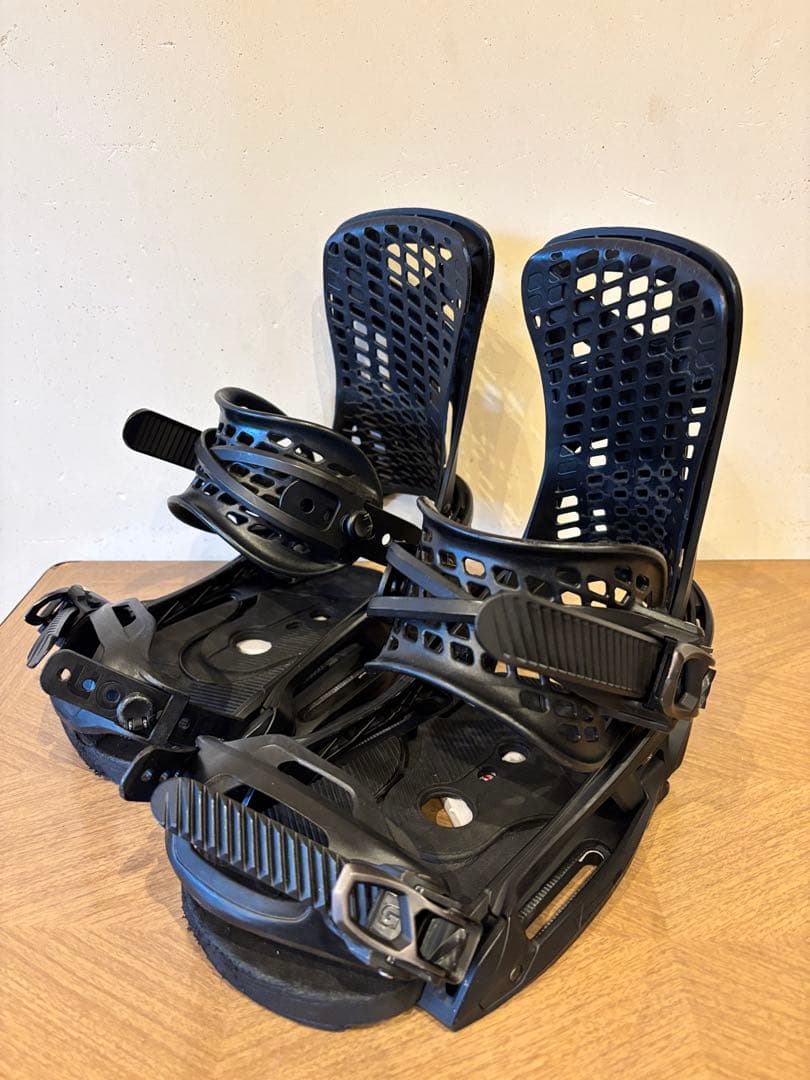 BURTON genesis est sサイズ ジェネシス バートン