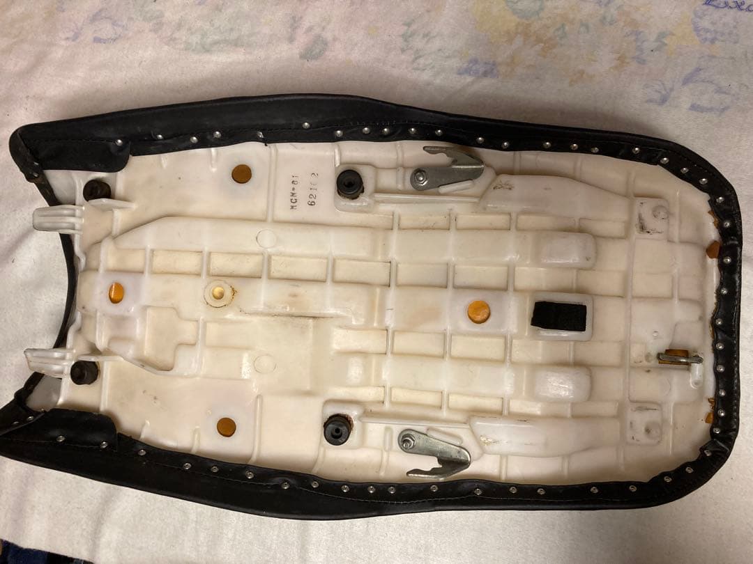 cb750 rc42 シート