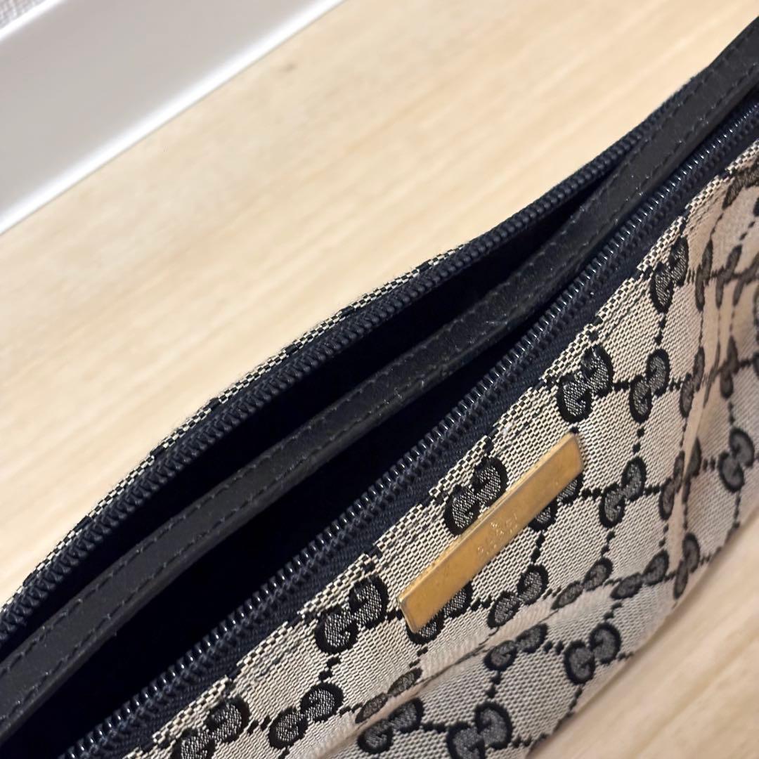 GUCCI アクセサリーポーチ ハンドバッグ GGキャンバス ブラウン