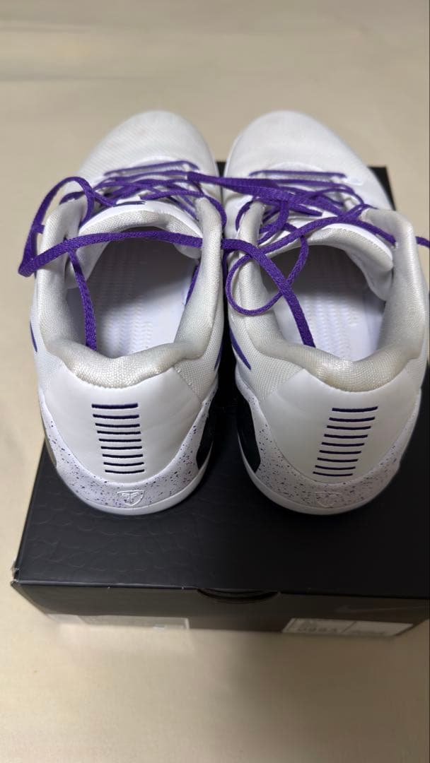 ラ*ン様 KOBE 9 ELITE LOW EM Protro 白×紫 29cm