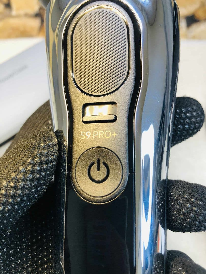 【展示、未使用品】Braun S9 PRO+ 9576ccメンズ電気シェーバー