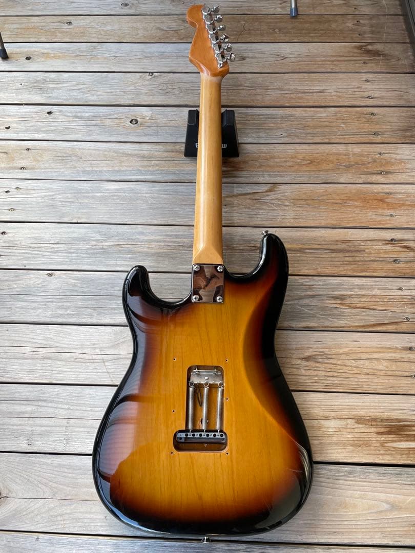 格安スクワイア　by FENDER ストラトキャスター　改