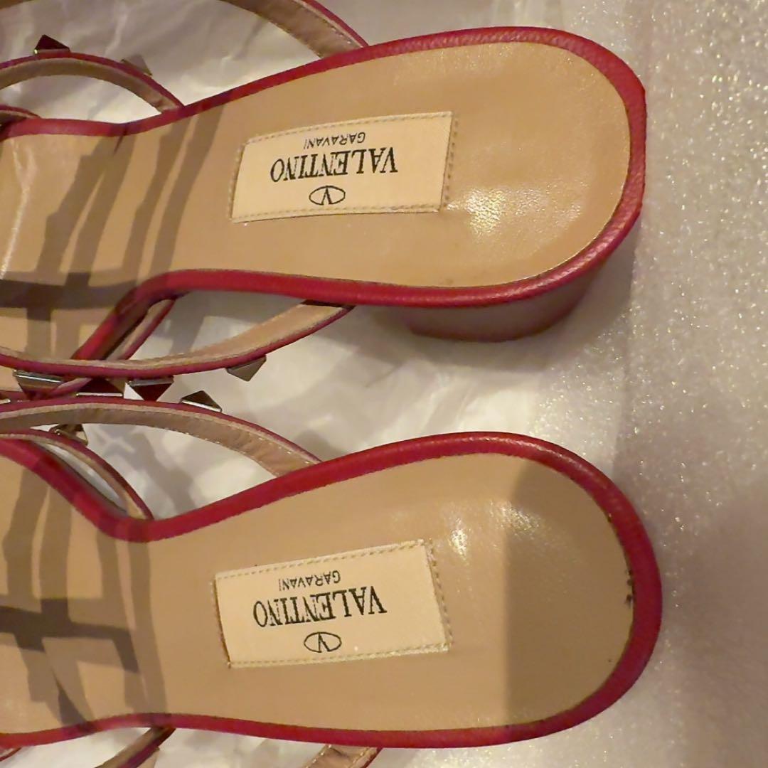 Valentino スタッズ付きレッドミュール サイズ24cm