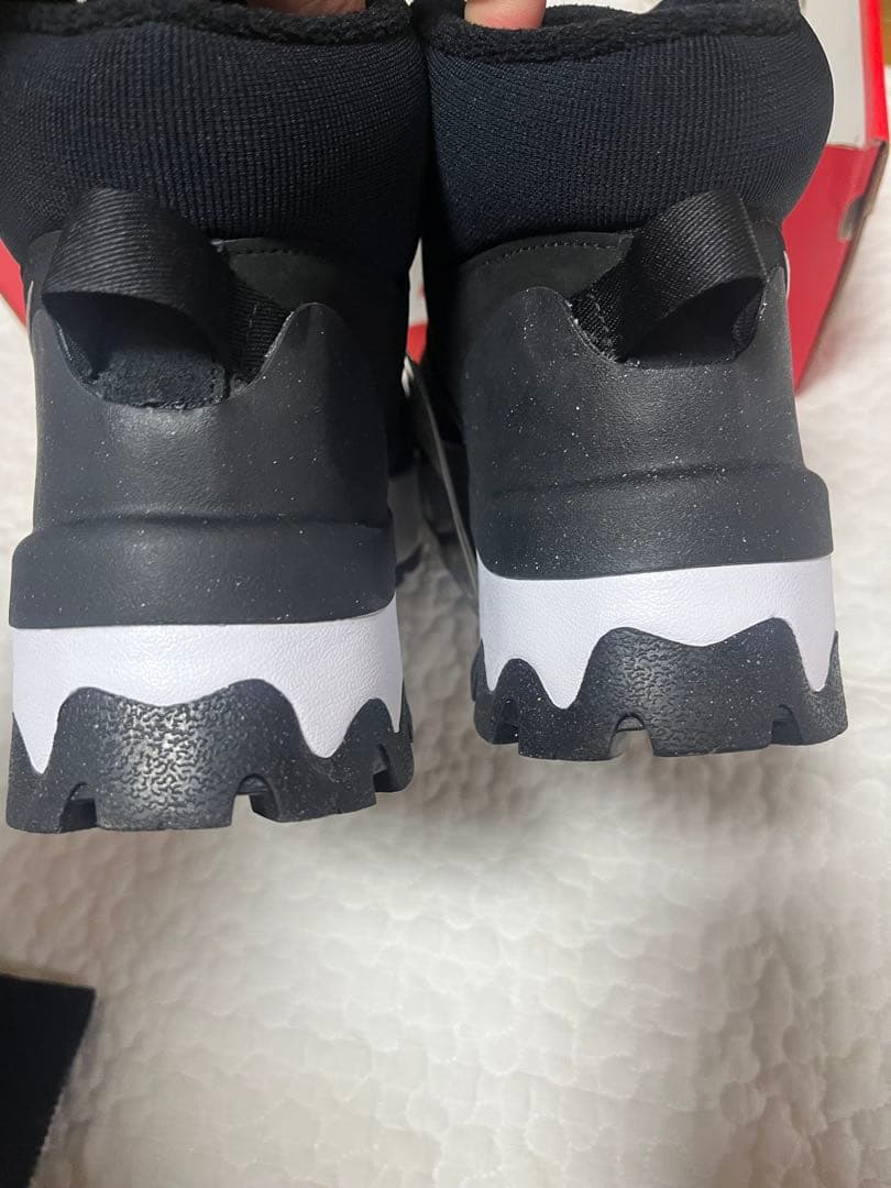 新品　NIKE ナイキ　シティクラシックブーツ