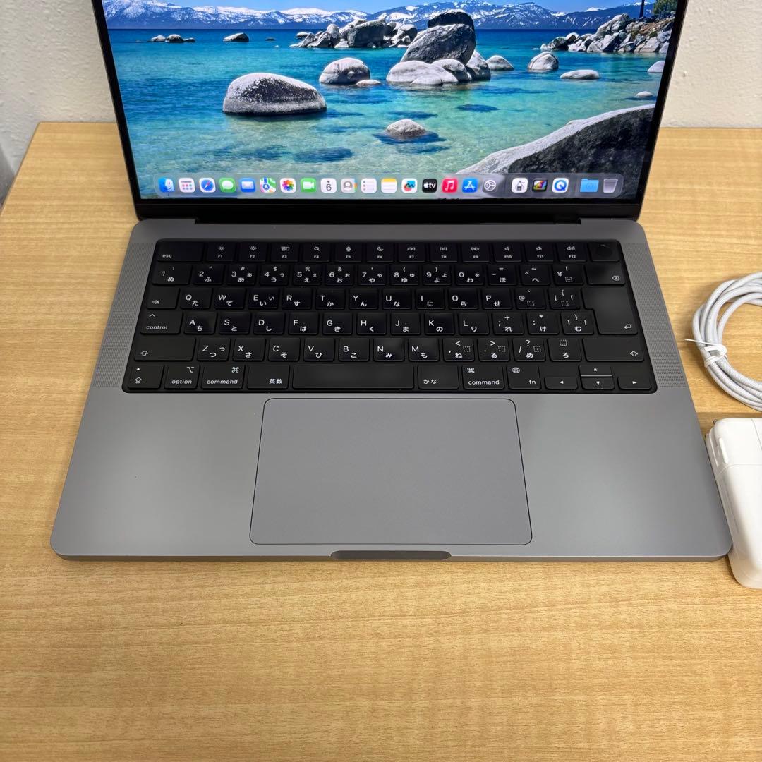 Apple MacBookPro 2021 14インチ M1Pro 32/1TB