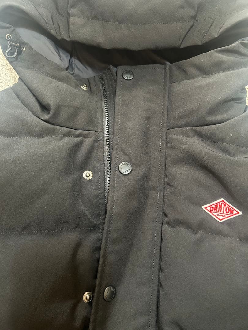 DANTON ブラック　ダウンフーデットベスト　M