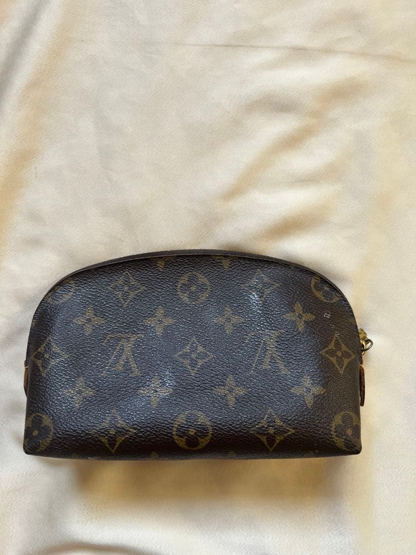 ルイヴィトンモノグラム化粧ポーチ正規品