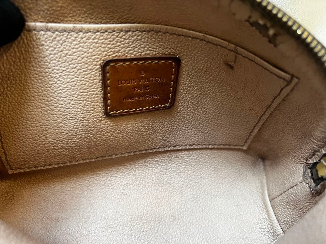 ルイヴィトンモノグラム化粧ポーチ正規品