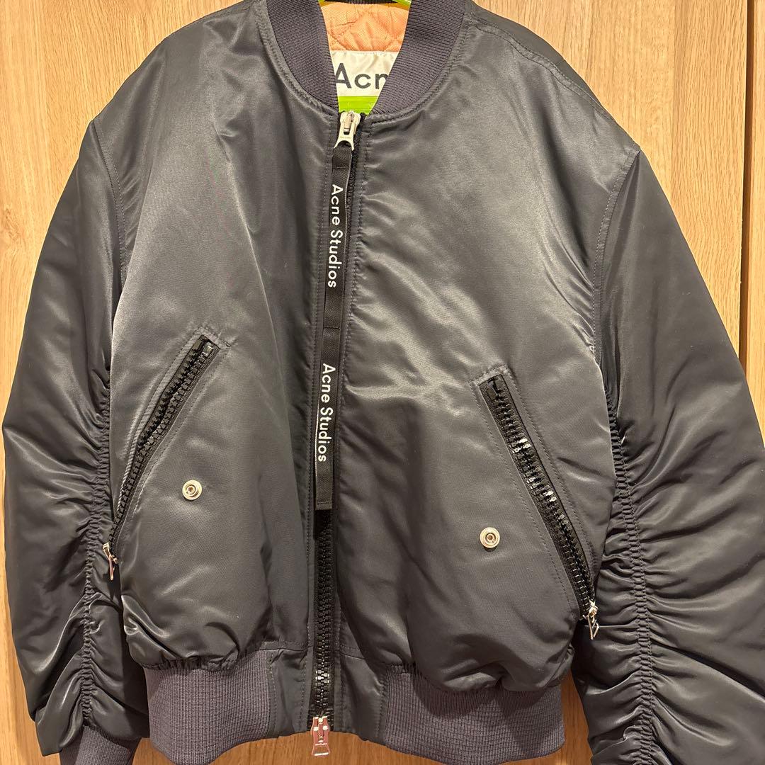 アクネストゥディオズ　Acne Studios ボンバージャケット