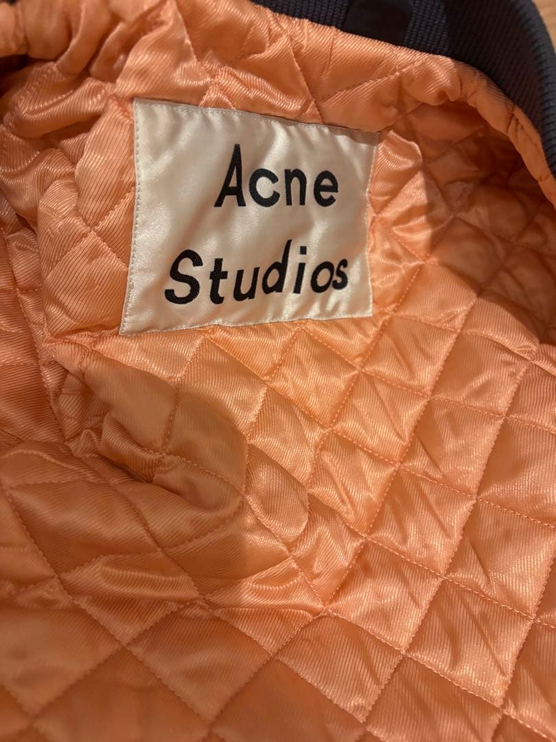 アクネストゥディオズ　Acne Studios ボンバージャケット