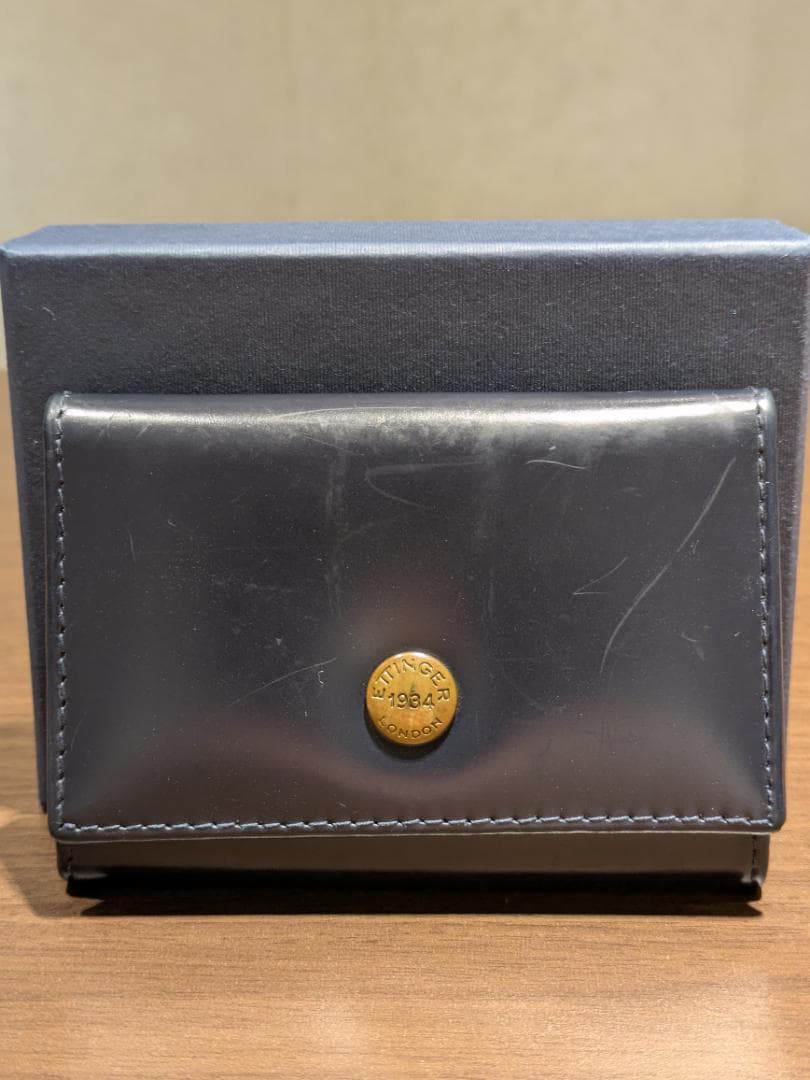 エッティンガー　ケース