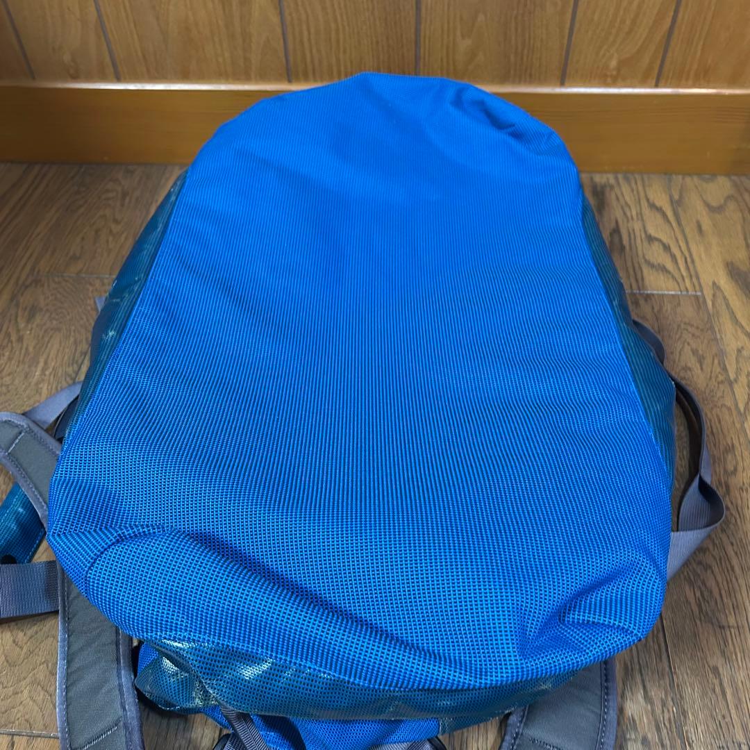 patagonia ボストンバッグ ブラックホール