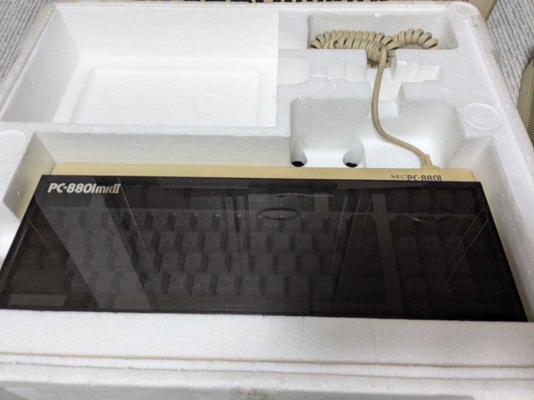【最終値下げ】NEC PC-8801 mkII FR-30 【通電未確認】