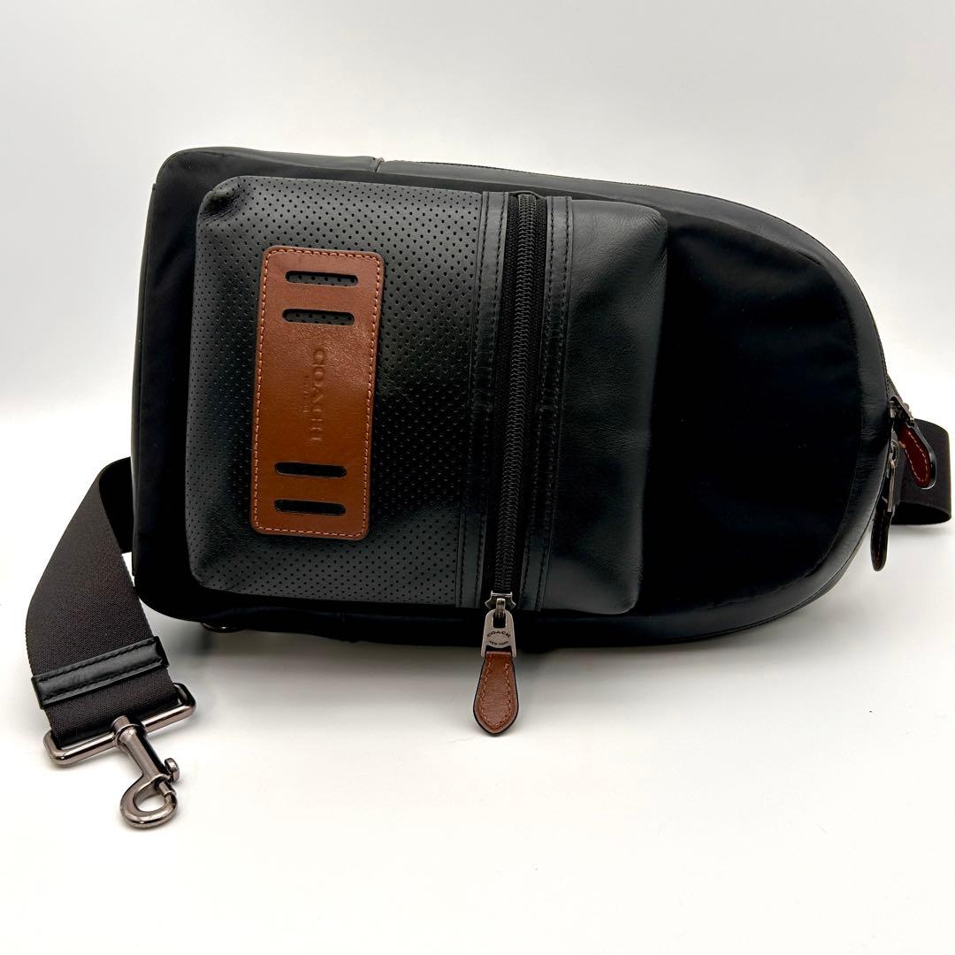 レア美品✨ COACH コーチ ボディバッグ ショルダーバッグ 肩掛け ブラック