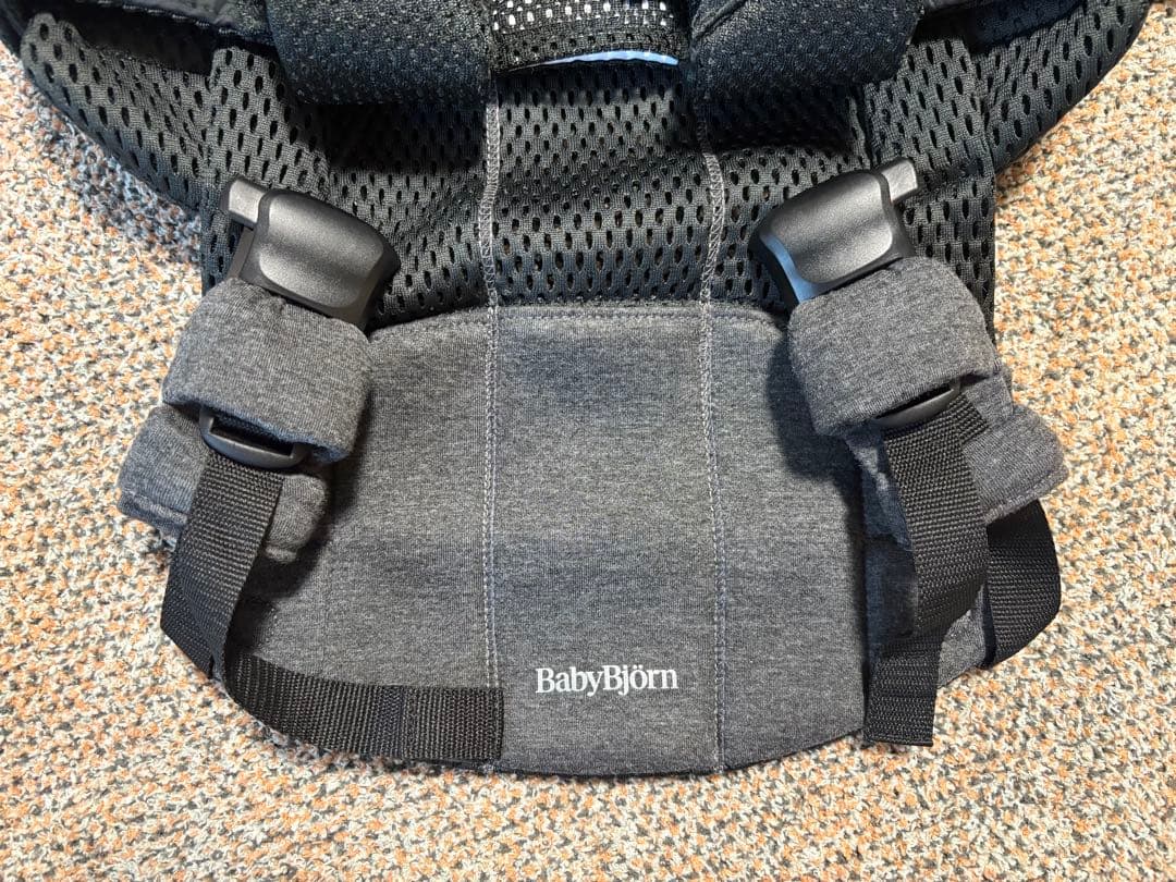 美品BabyBjörn ベビーキャリア抱っこ紐 ブラック