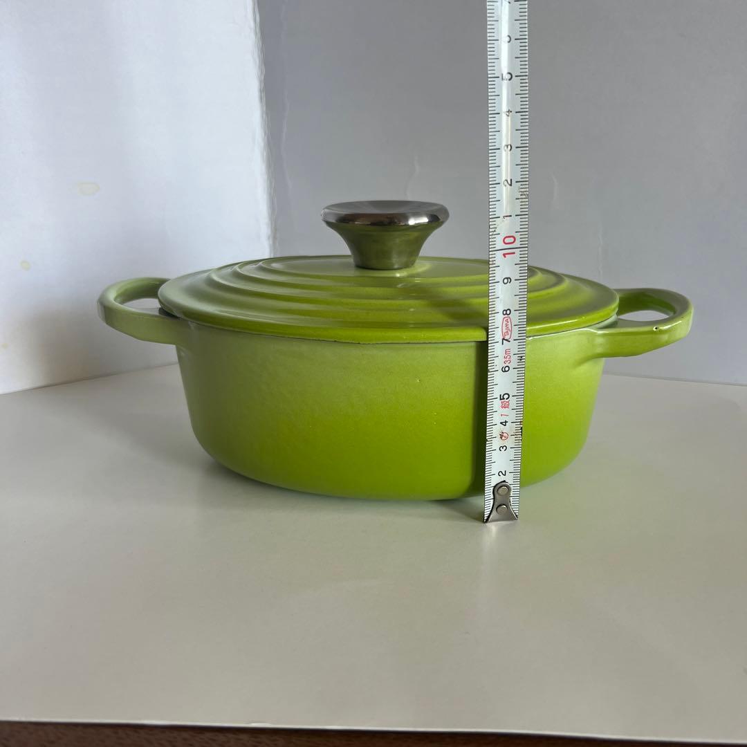 レア　ル.クルーゼ　ピスタチオ楕円17 オーバル