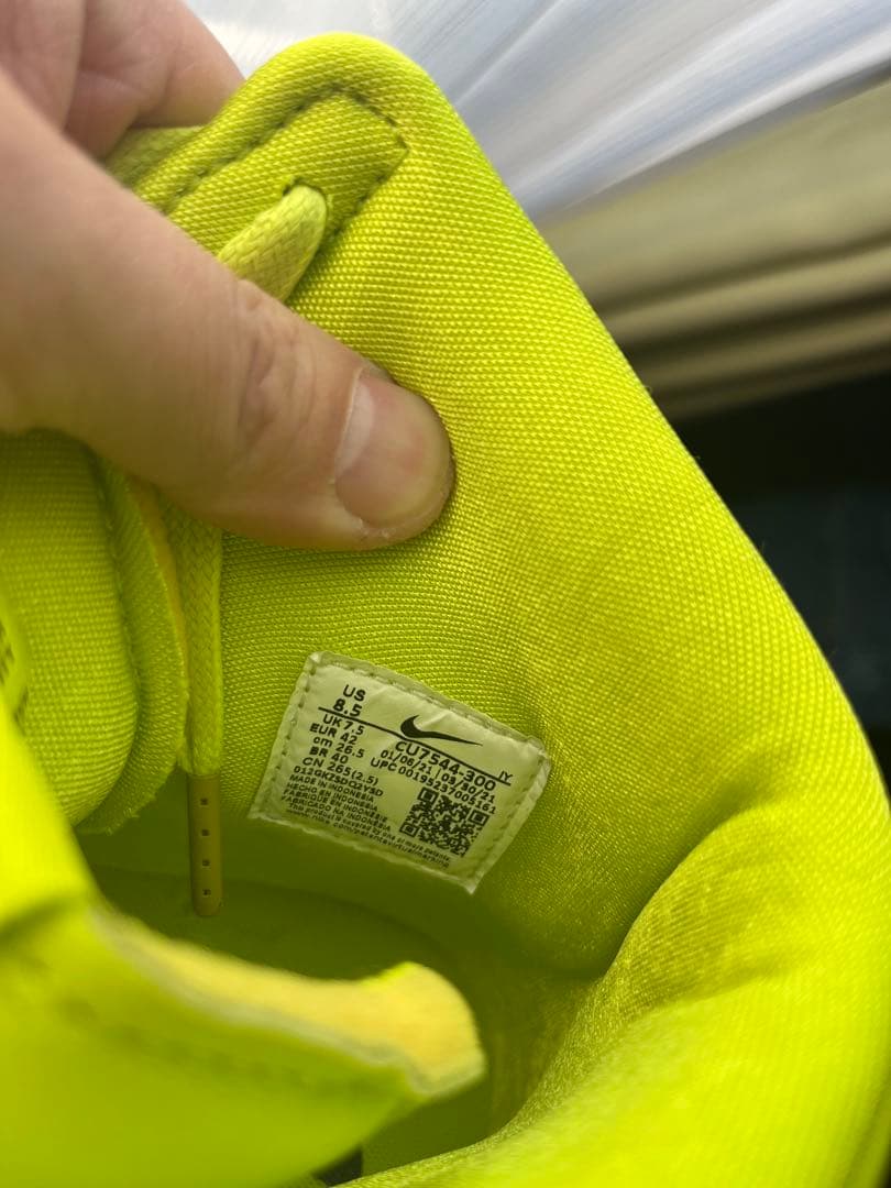 すぱいだーまん　アンブッシュ限定　Nike 蛍光イエローハイカット