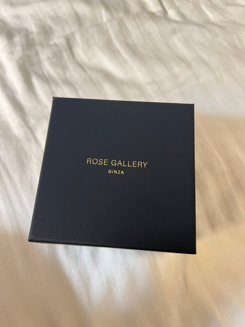 ROSE GALLERY プリザーブドローズ 赤 M