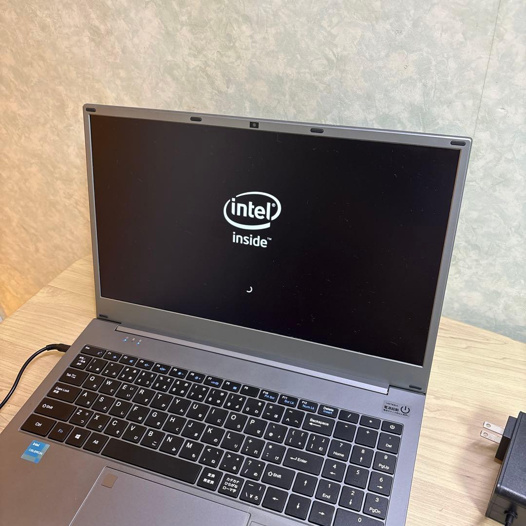 動作保証★VETESA 15.6インチ 8GB SSD256GB バッテリー使用