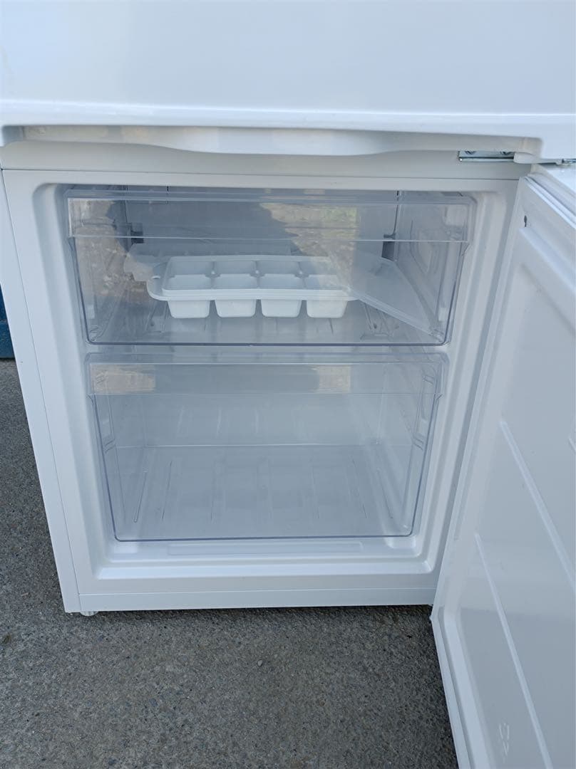 八6933【配送設置料金込み】マクスゼン 2022年製 冷蔵庫 140L