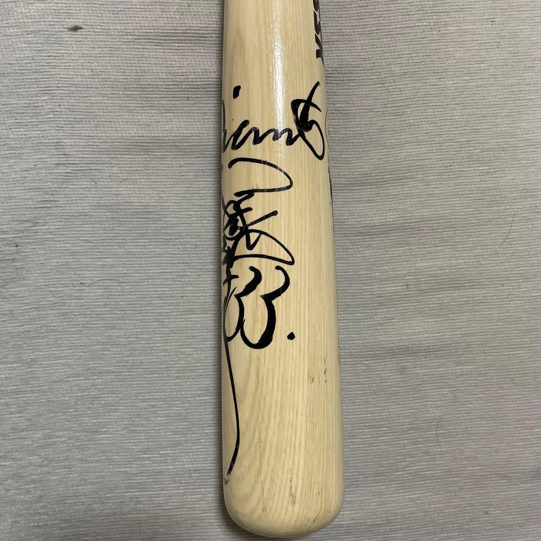 読売ジャイアンツ #33 江藤智 選手 直筆サイン入り実使用 NPBバットSSK