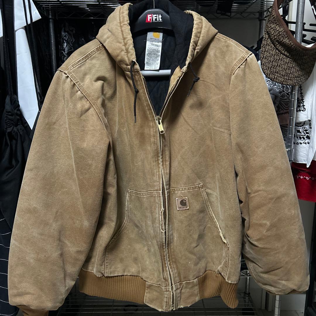 Carhartt アクティブジャケット ベージュ