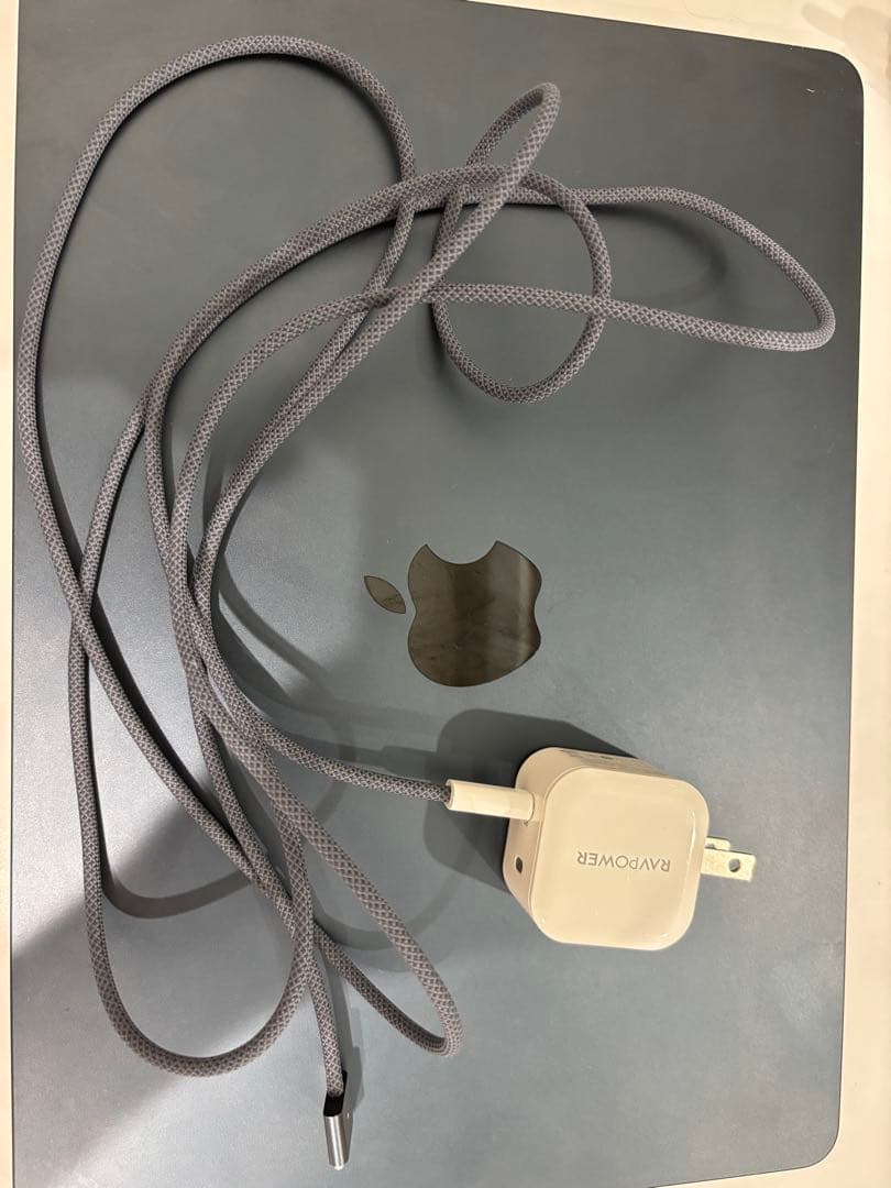 MacBookAir M2 2022 ミッドナイト256GB メモリ8GB