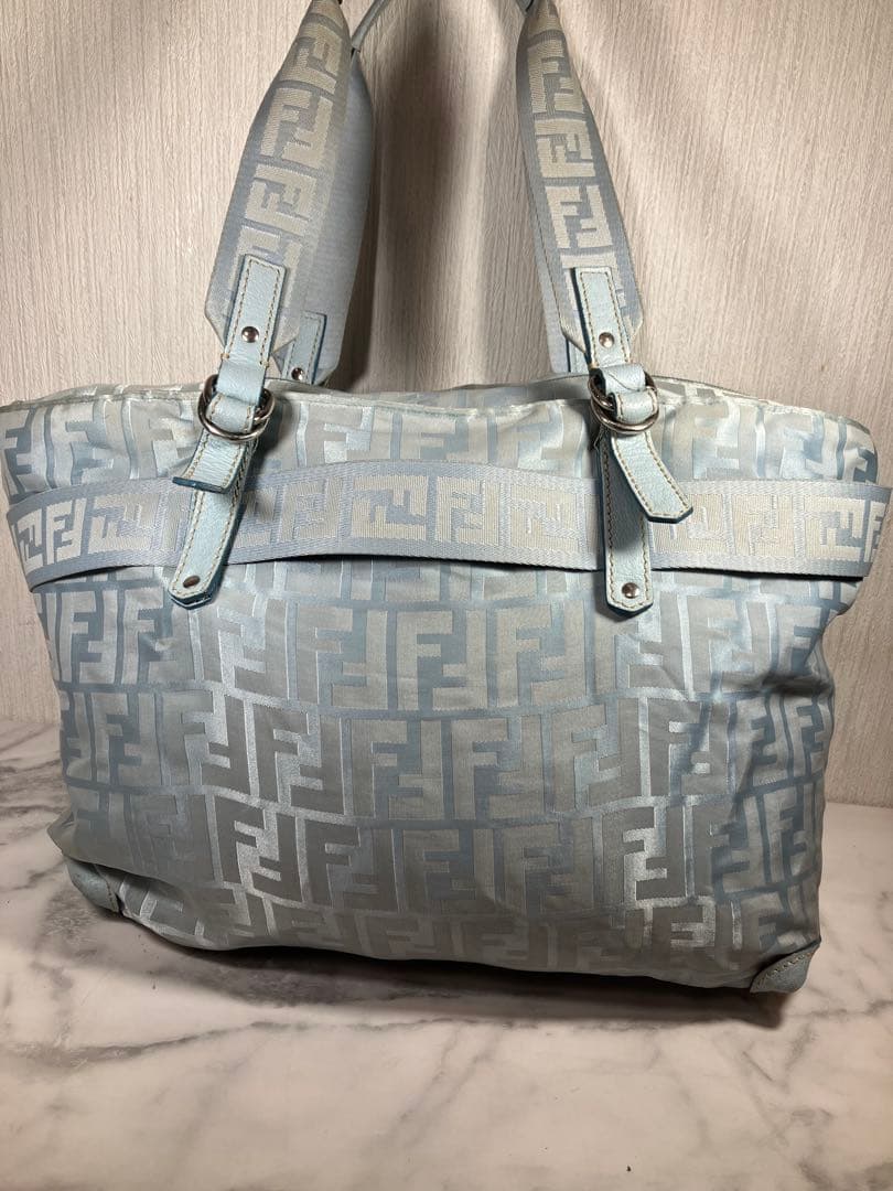 Fendi ロゴ入り トートバッグ ライトブルー