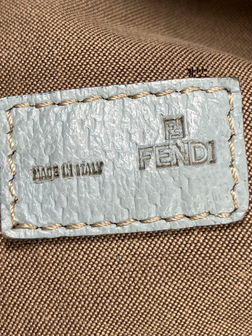 Fendi ロゴ入り トートバッグ ライトブルー