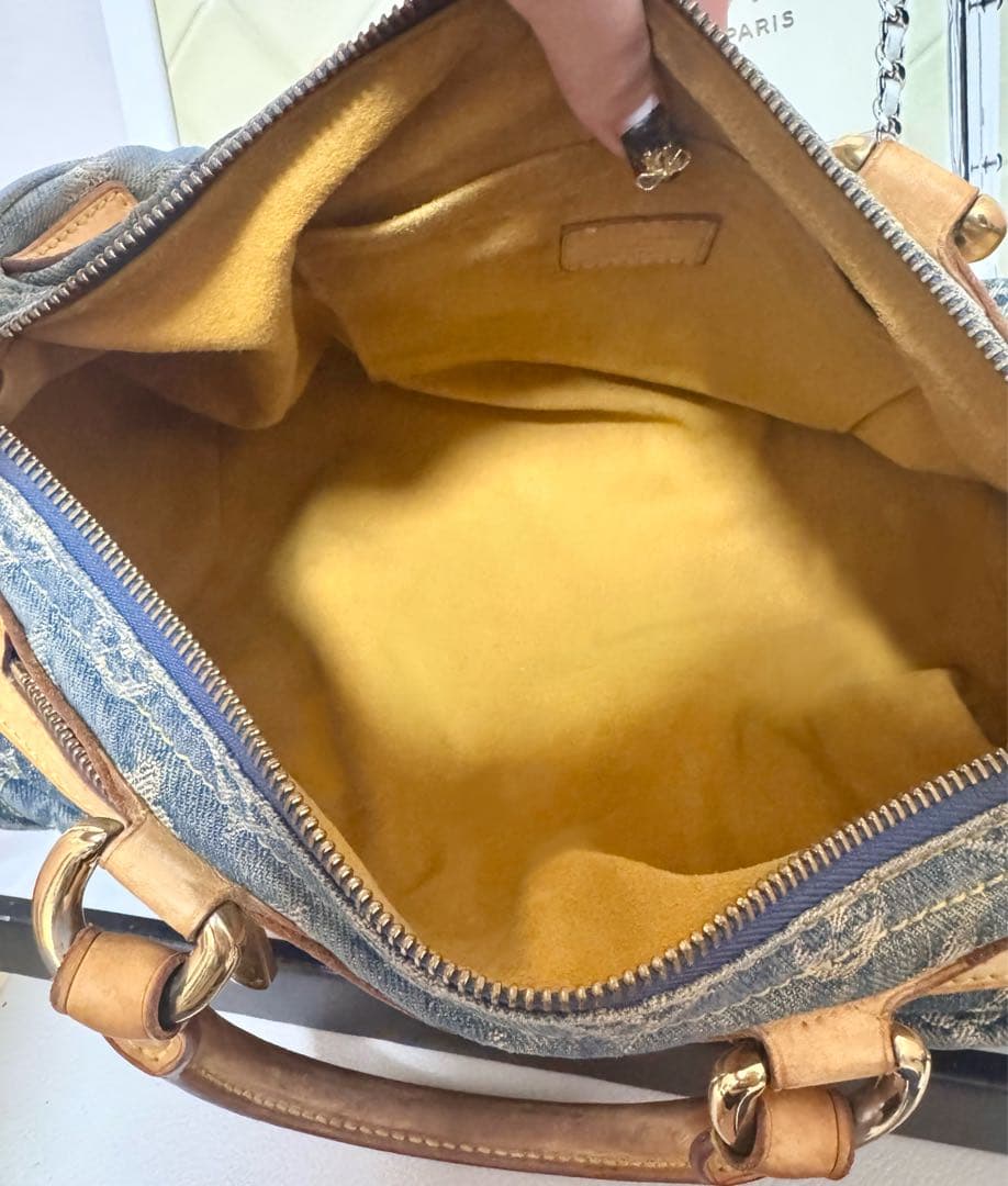 FROM JAPAN公式アカウント 01