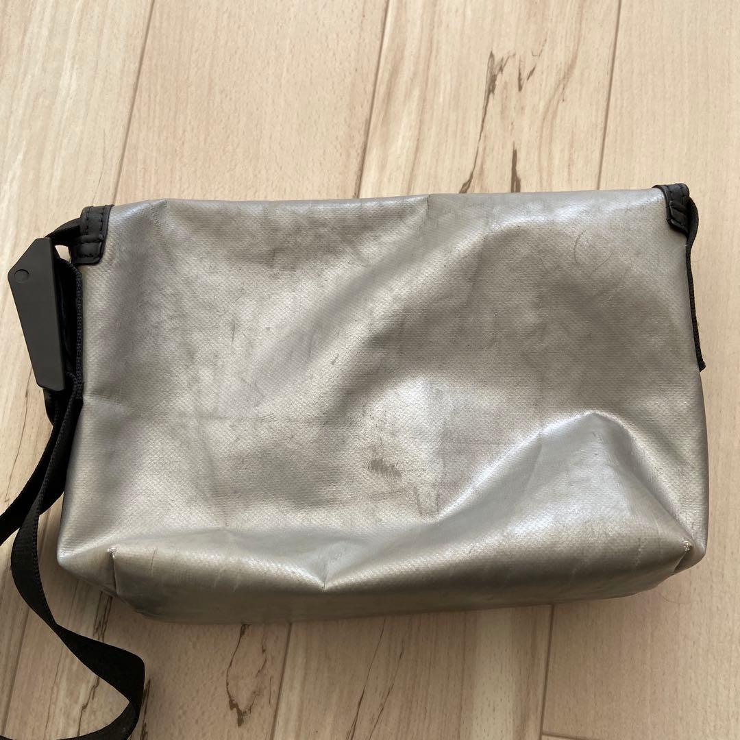 フライターグ　ミニメッセンジャーバッグ