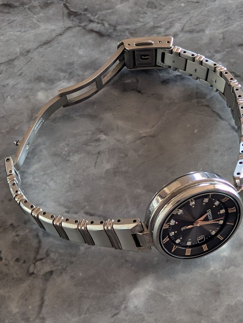 セイコー ルキアカリテ 電波ソーラー レディース 腕時計 11Pダイヤ チタン