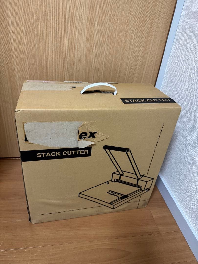 a*3様 Durodex STACK CUTTER 200-DX 裁断機