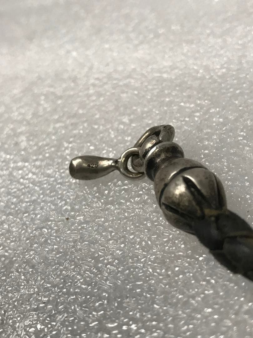 A16）メンズ　シルバー925 ブレスレット　高級　革　刻印あり