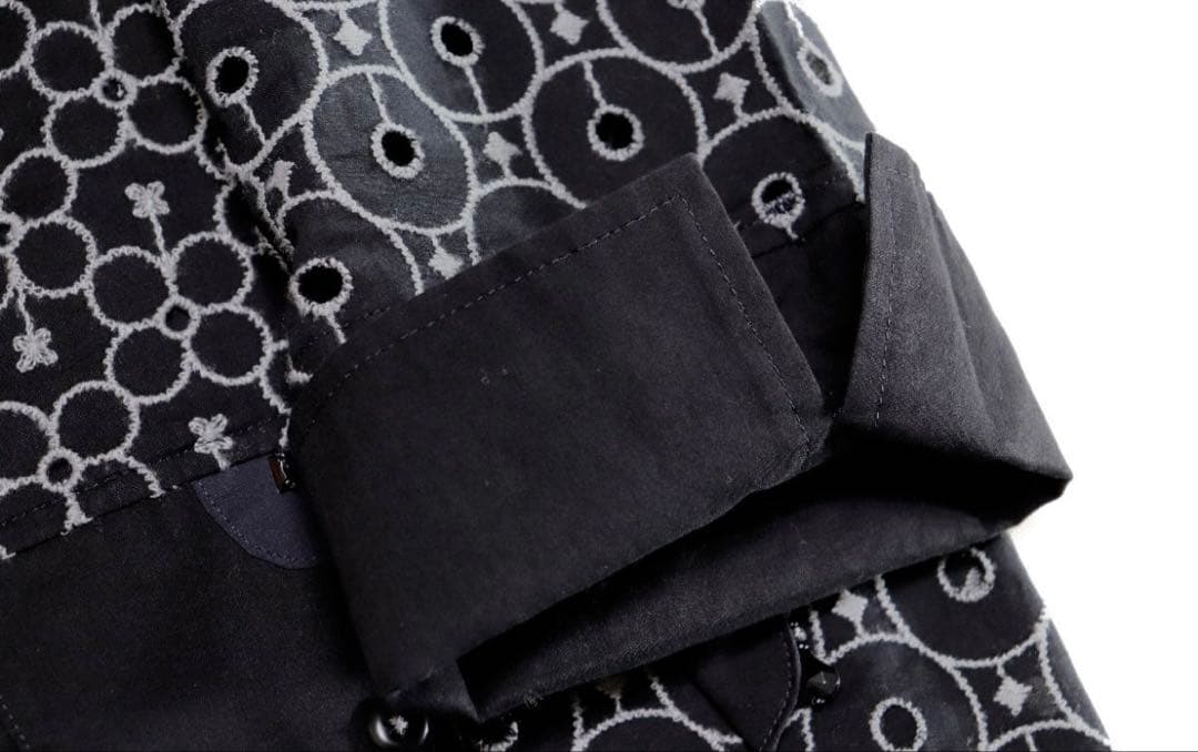 新品未使用品　希少　アルベロベロ　総刺繍　ブタさん　シャツ　羽織り　黒灰系