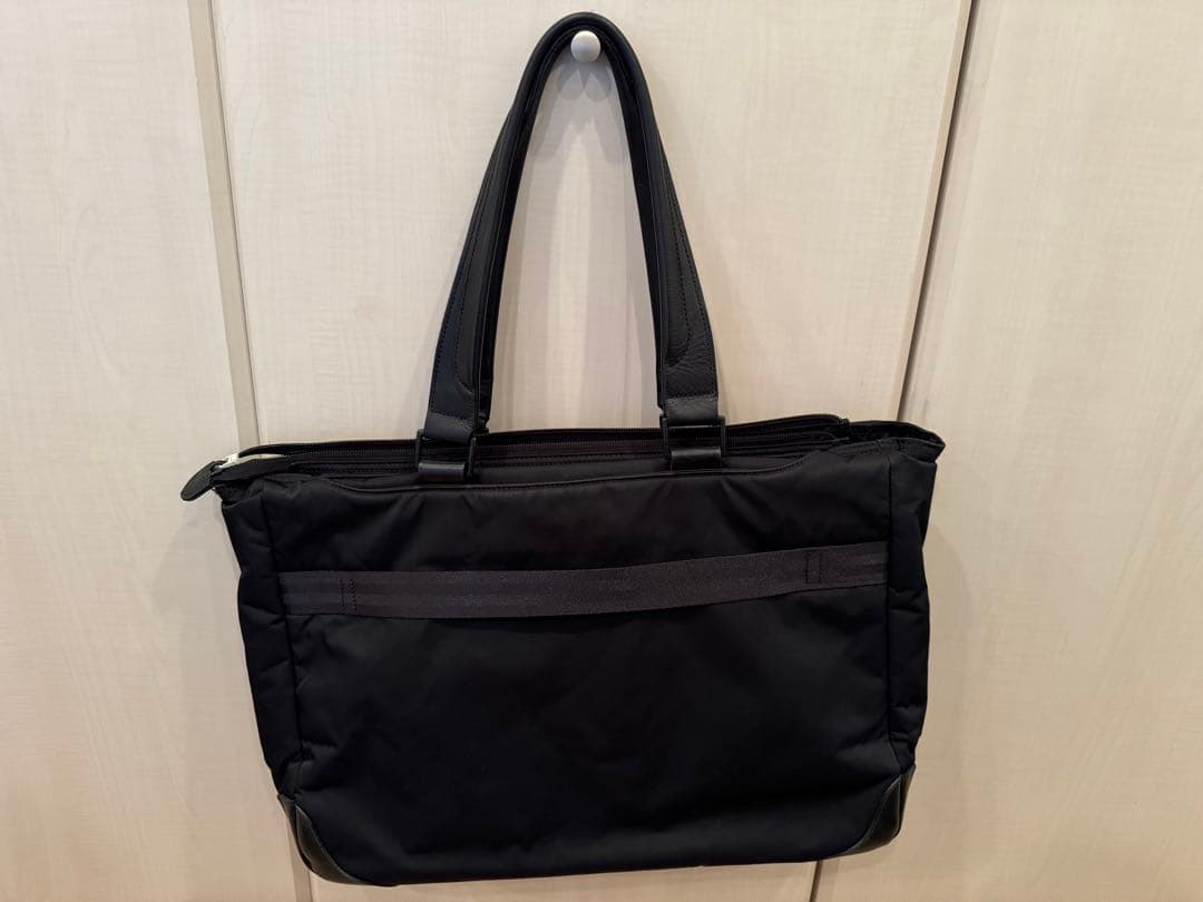 【美品】ペッレモルビダ　ナイロン トートバッグ 黒 ビジネスバッグ