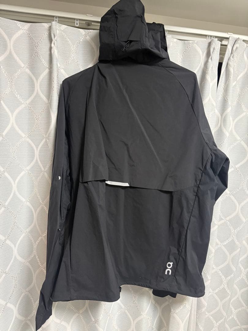 ［新品］on Cloud coaJacket ブラック Lサイズ