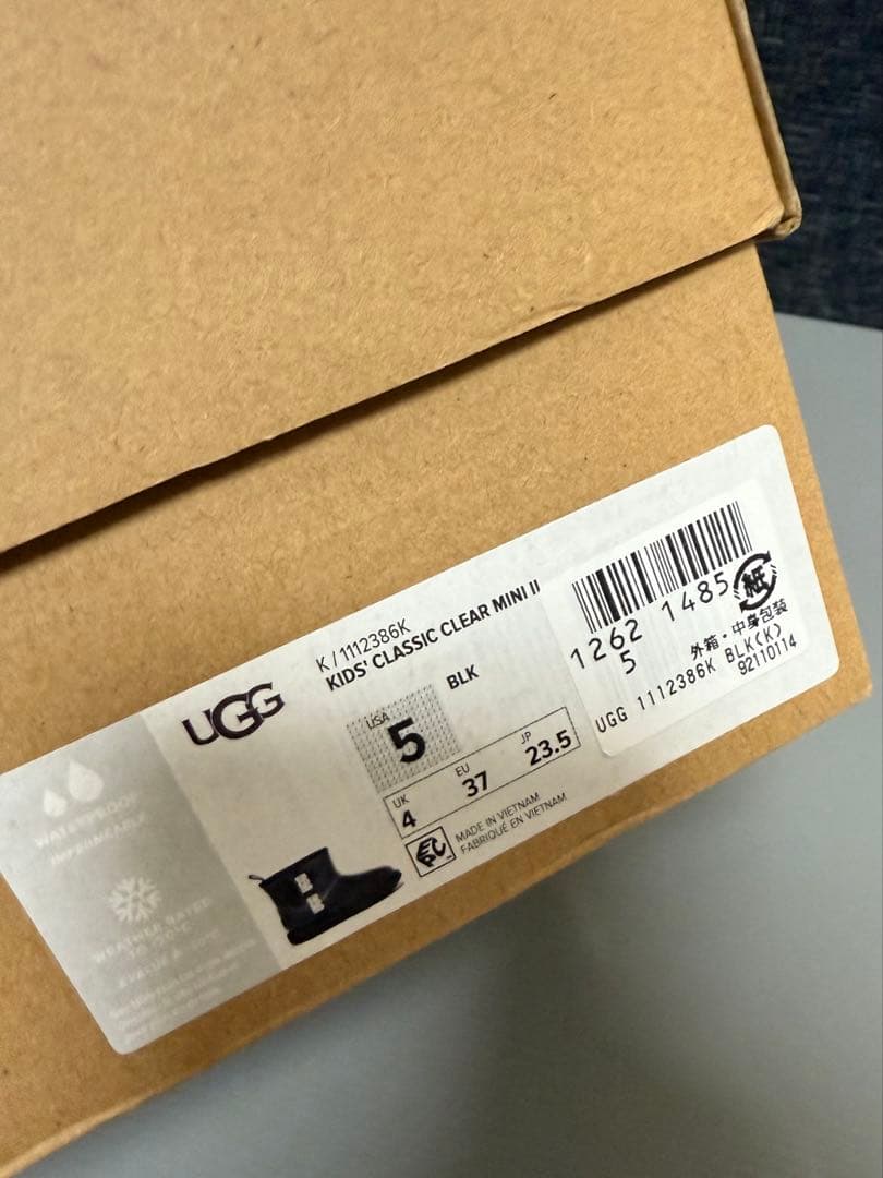 UGGクラッシッククリアミニ　黒23.5cm