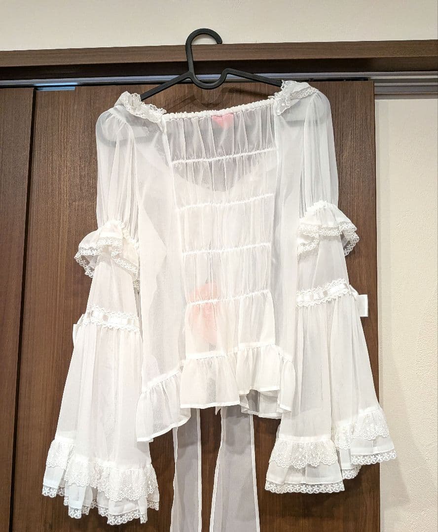 BABY,THE STARS SHINE BRIGHT 姫袖ブラウスシャーリング