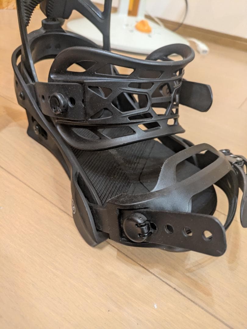 BURTON ミッション ビンディング　Mサイズ　バートン