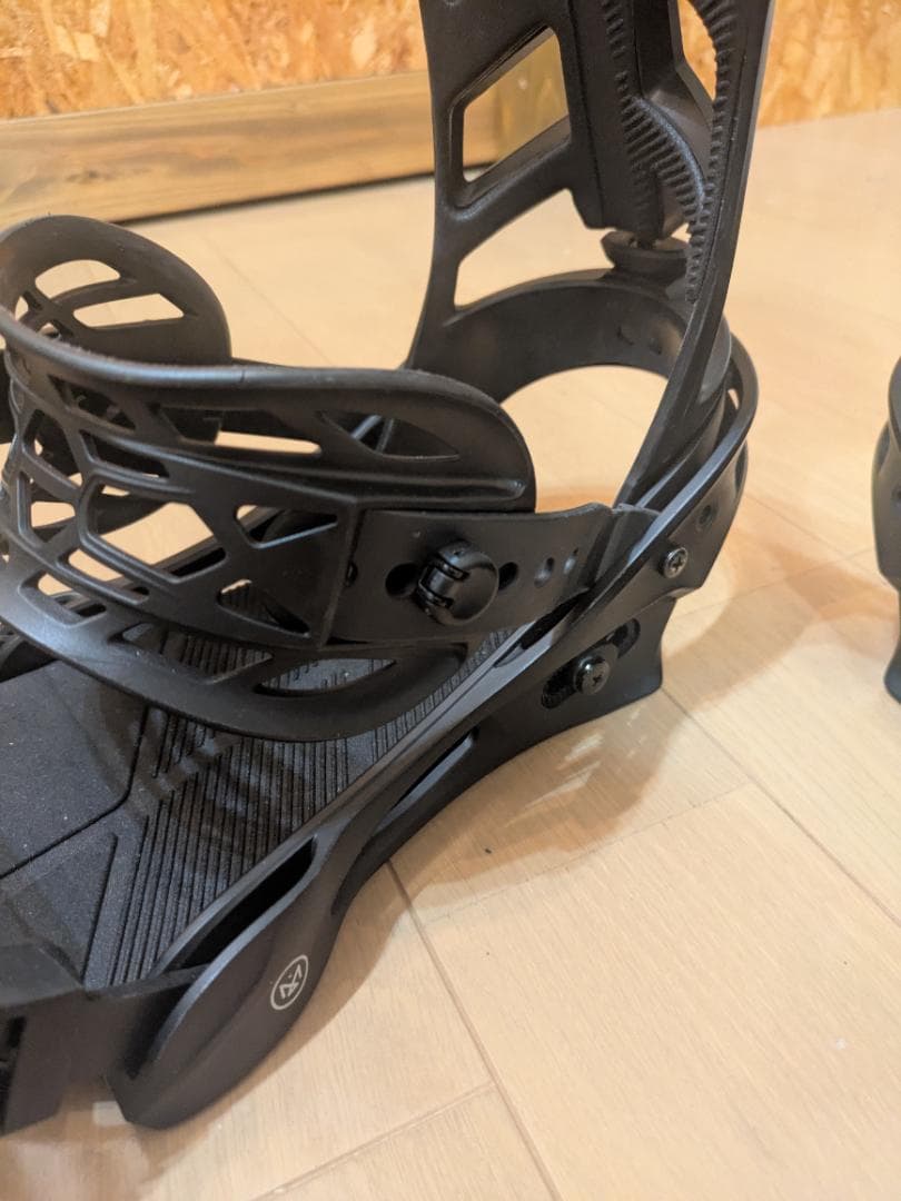 BURTON ミッション ビンディング　Mサイズ　バートン