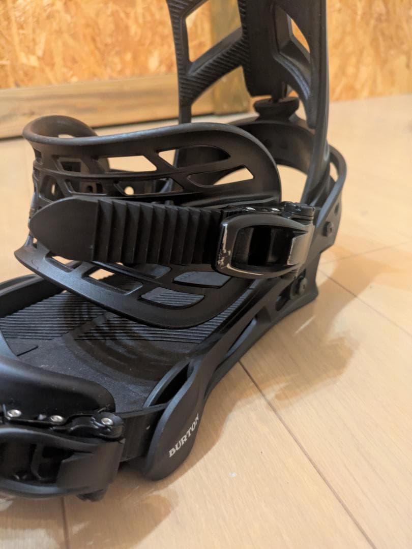 BURTON ミッション ビンディング　Mサイズ　バートン