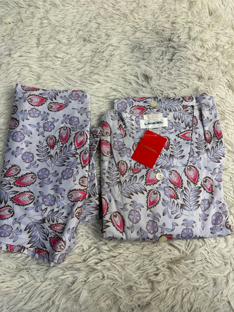 ちえみん様用2点新品 LANCEL 花柄 長袖パジャマ と未使用品 シンクビー