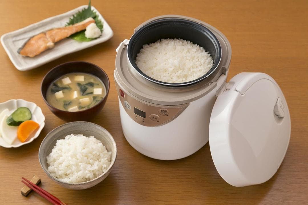 【未使用】LIVCETRA ミニ炊飯器 0.5〜1.5合 発酵機能付き