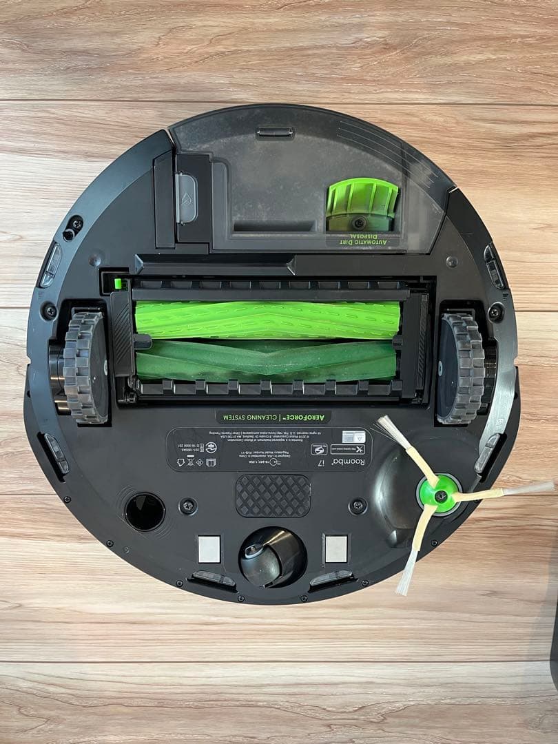 【ジャンク】ルンバi7+ 新品バッテリーとホームべー付き！