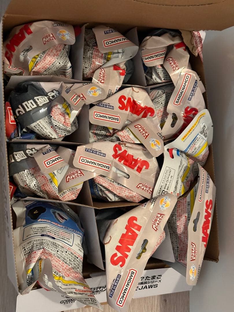 『24時間以内発送』『匿名発送』びっくらたまご　JAWS お風呂で絶体絶命！