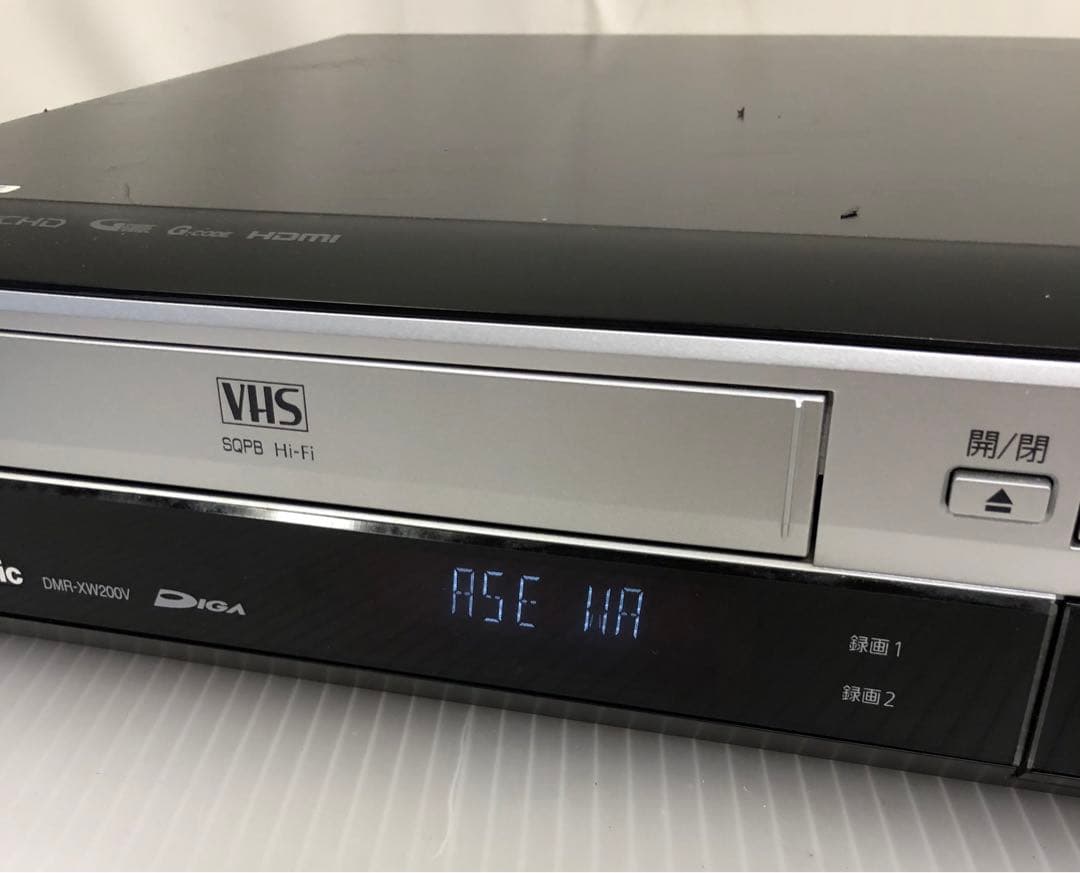9h15 Panasonic DMR-XW200V VHS&DVDレコーダー