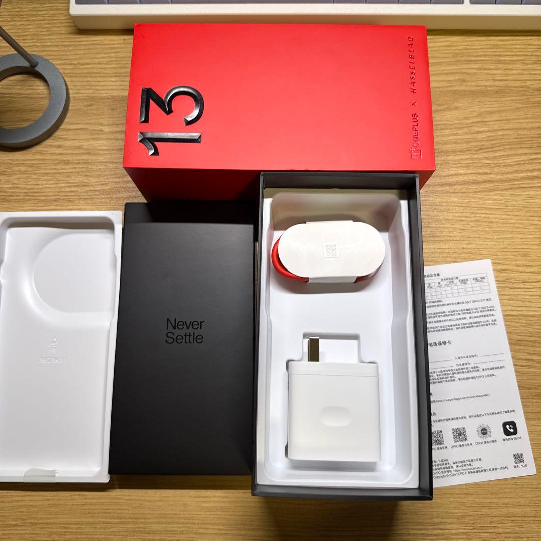 最後SALE OnePlus 13 Hasselblad 白　12＋256gb