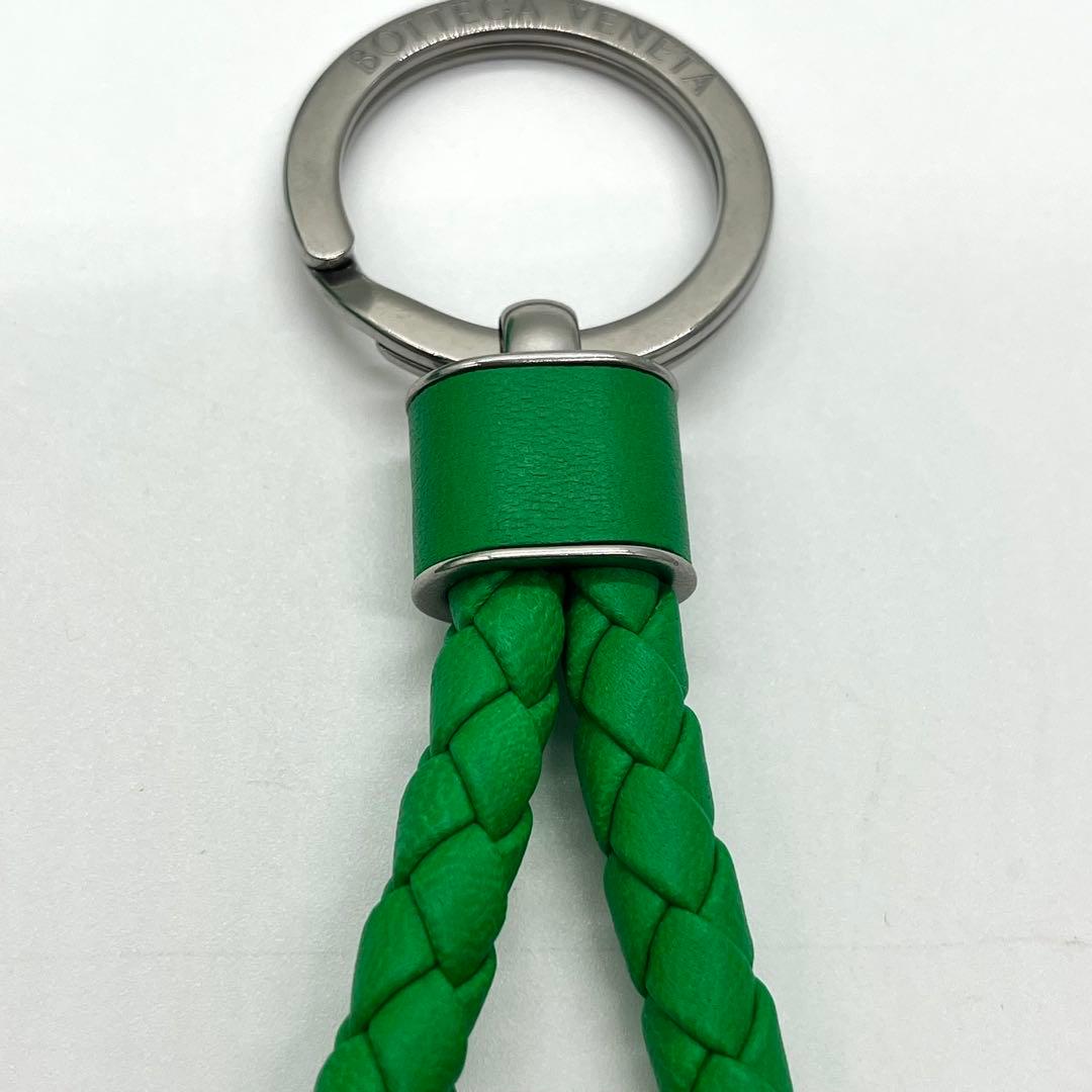 【現行品】BOTTEGA VENETA イントレチャート キーリング パラキート